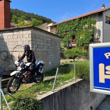 Rooms "Nada Zunic" Knin Exteriér fotografie