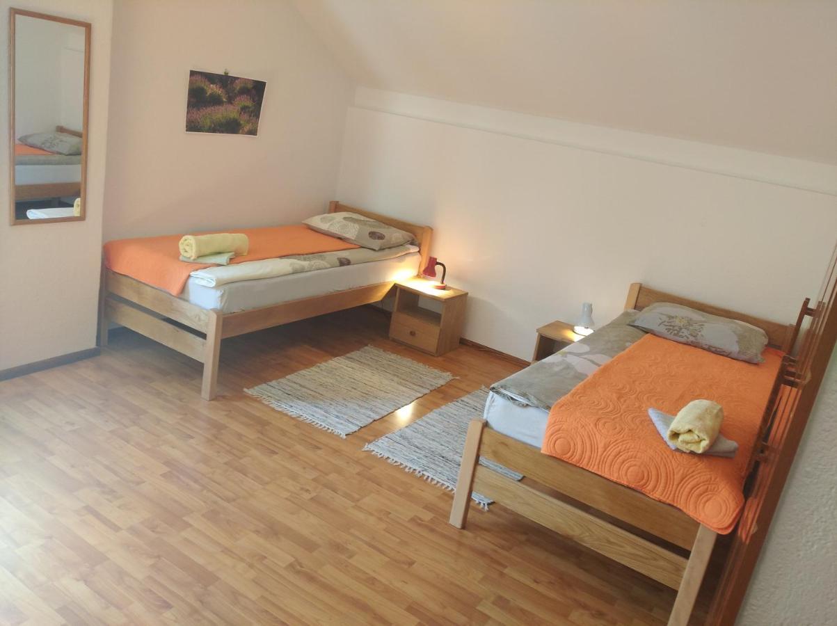Rooms "Nada Zunic" Knin Exteriér fotografie
